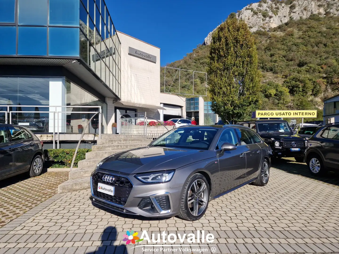 Audi A4 A4 Avant 30 TDI/136 CV S tronic S line edition Grigio - 1