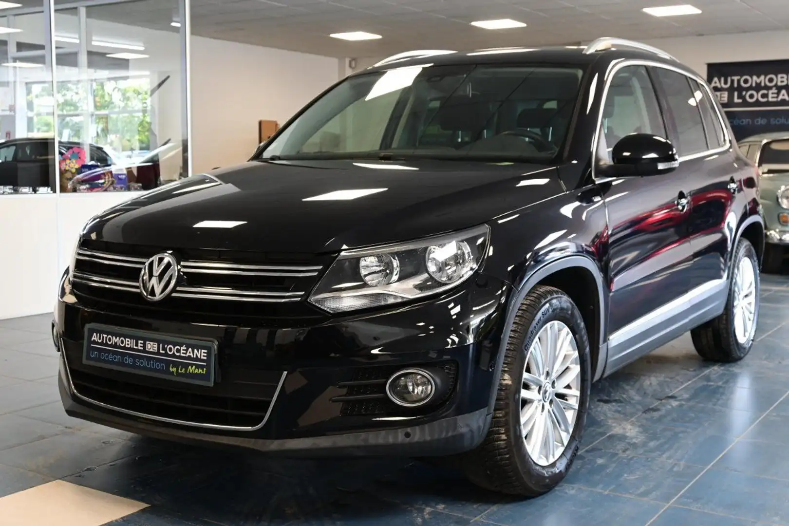 Volkswagen Tiguan 2.0 TDI 110 FAP BlueMotion Technology Cup Noir - 1