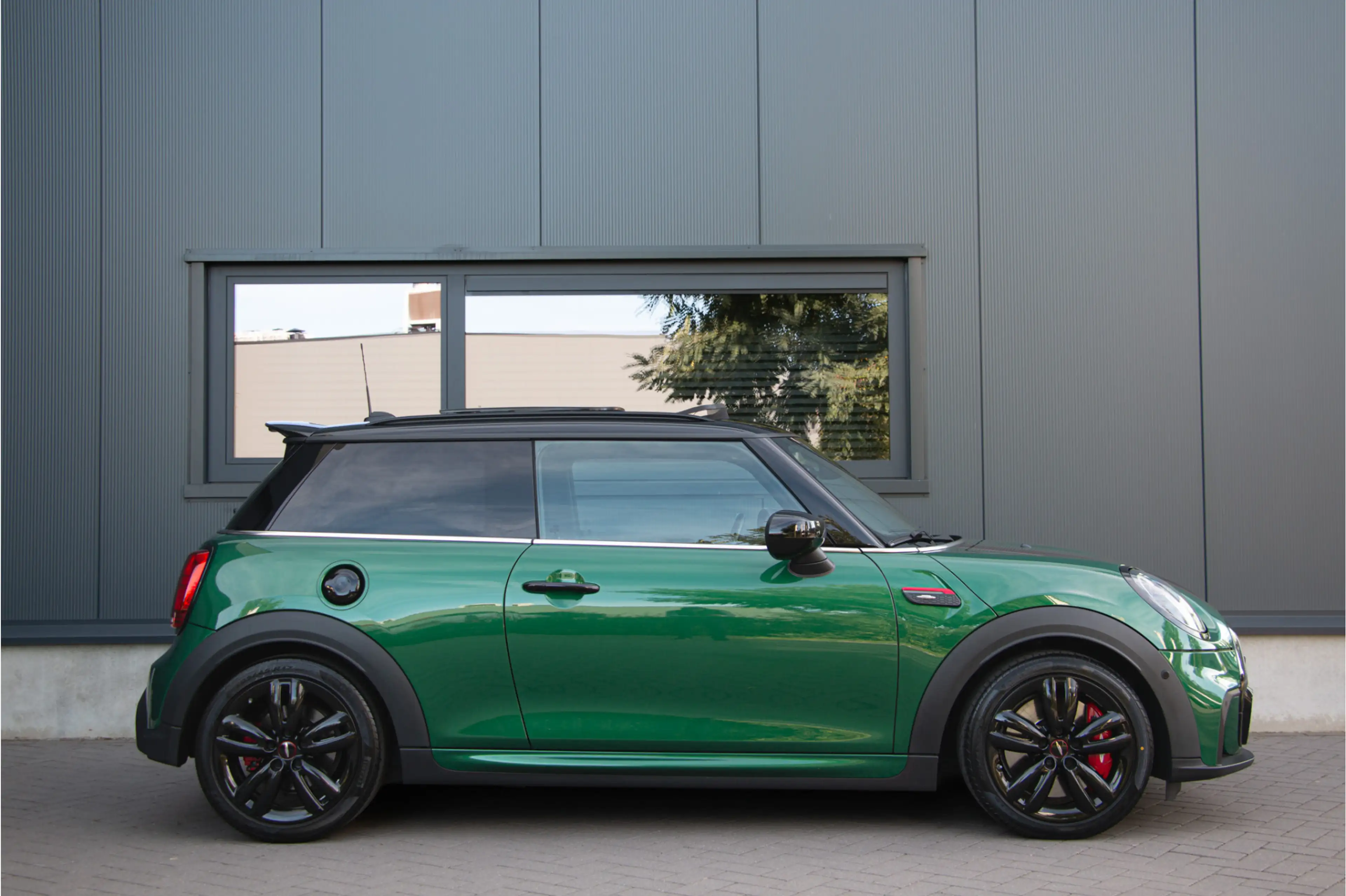 MINI John Cooper Works 3-Deurs 2.0 231PK | Pro Exhaust | Pano | ACC | HUD — photo 2