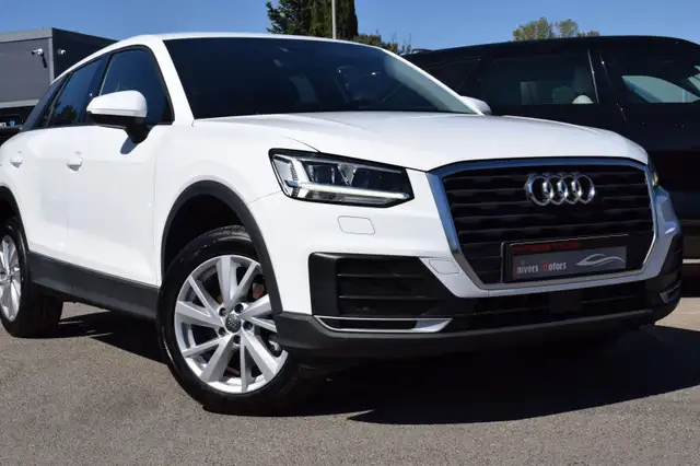 Audi Q2 view 13