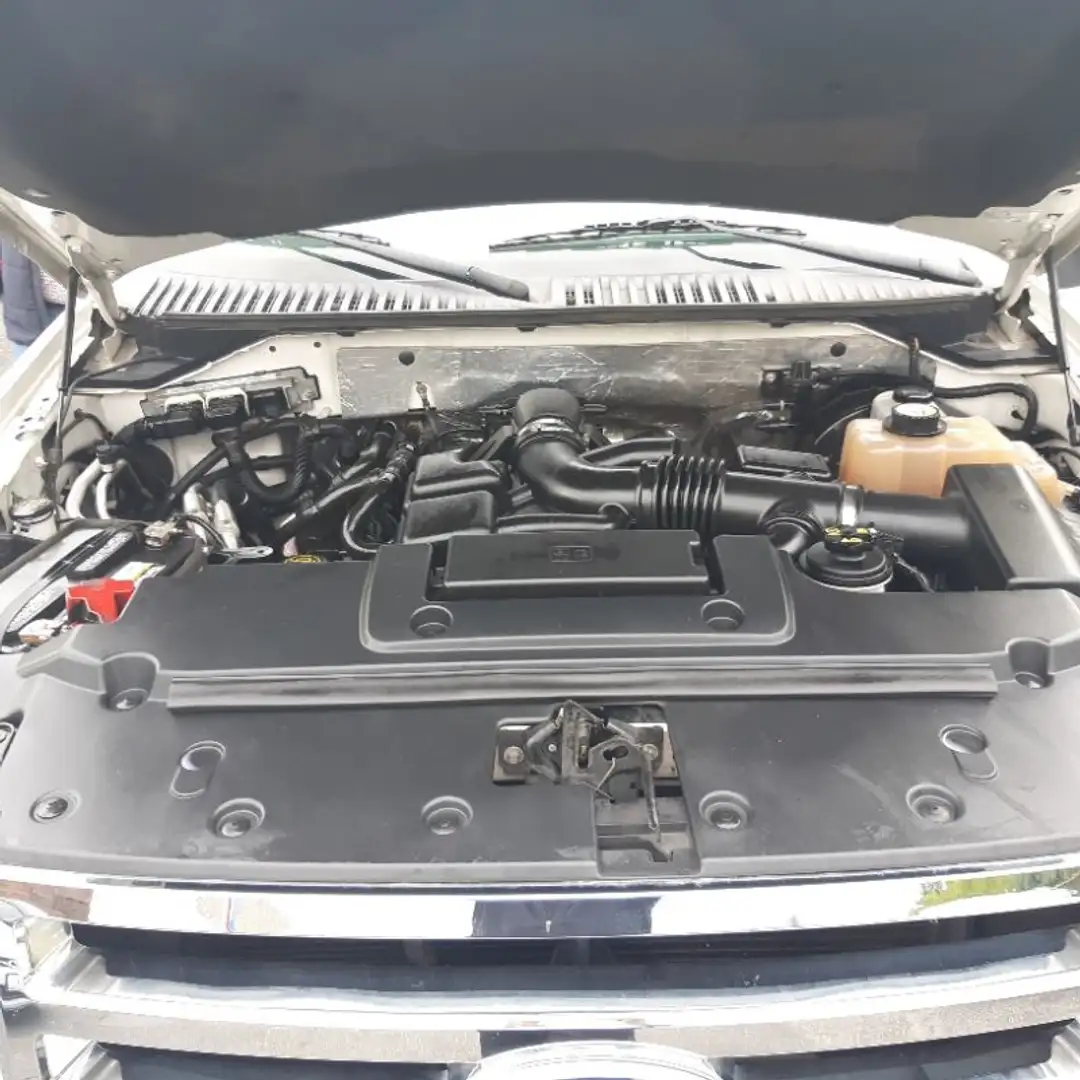Ford Expedition King ranch 5.4 v8 4x4 Blanco - 2