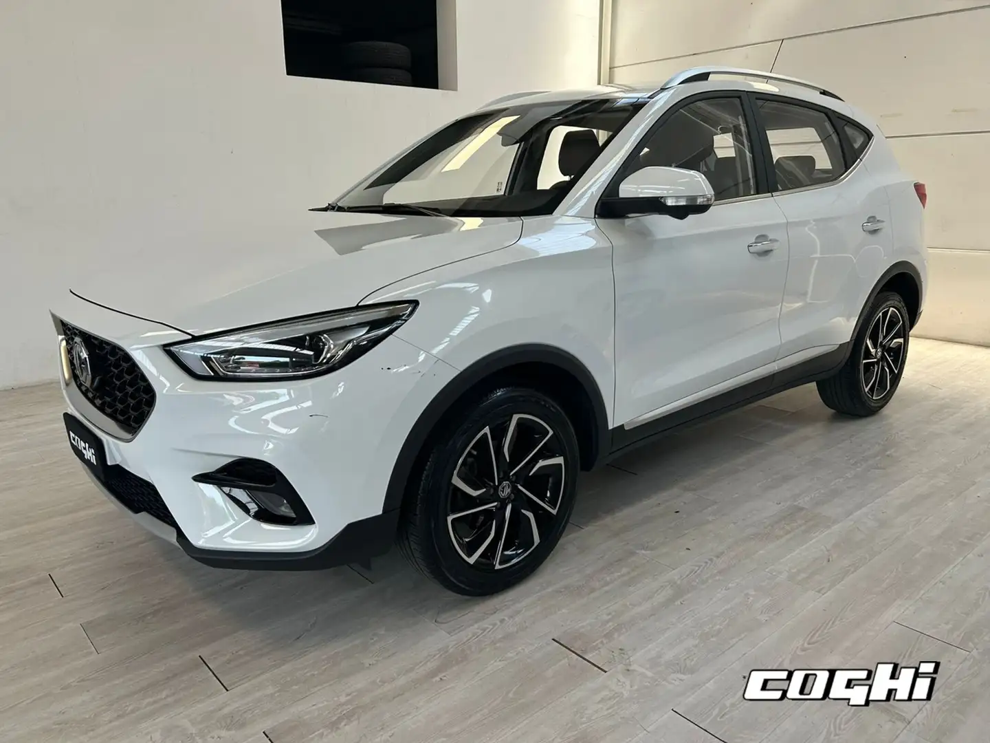MG ZS 1.5 VTi-tech Luxury Gris - 2