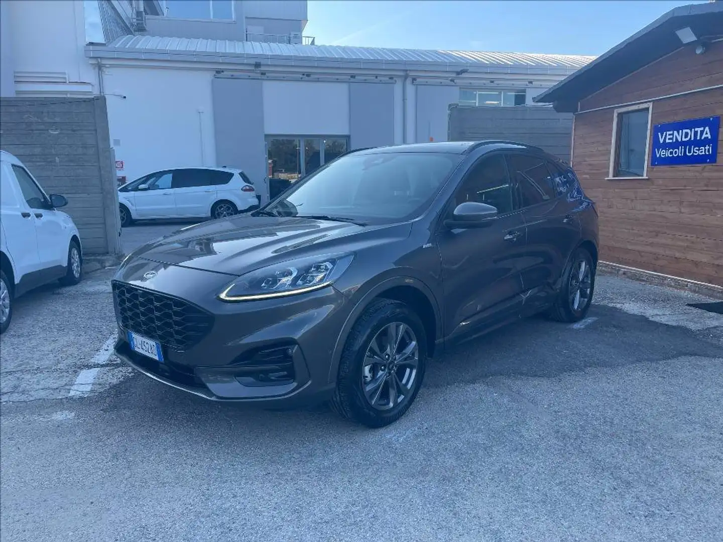 Ford Kuga 2.5 full hybrid ST-Line X awd 190cv cvt Gris - 1