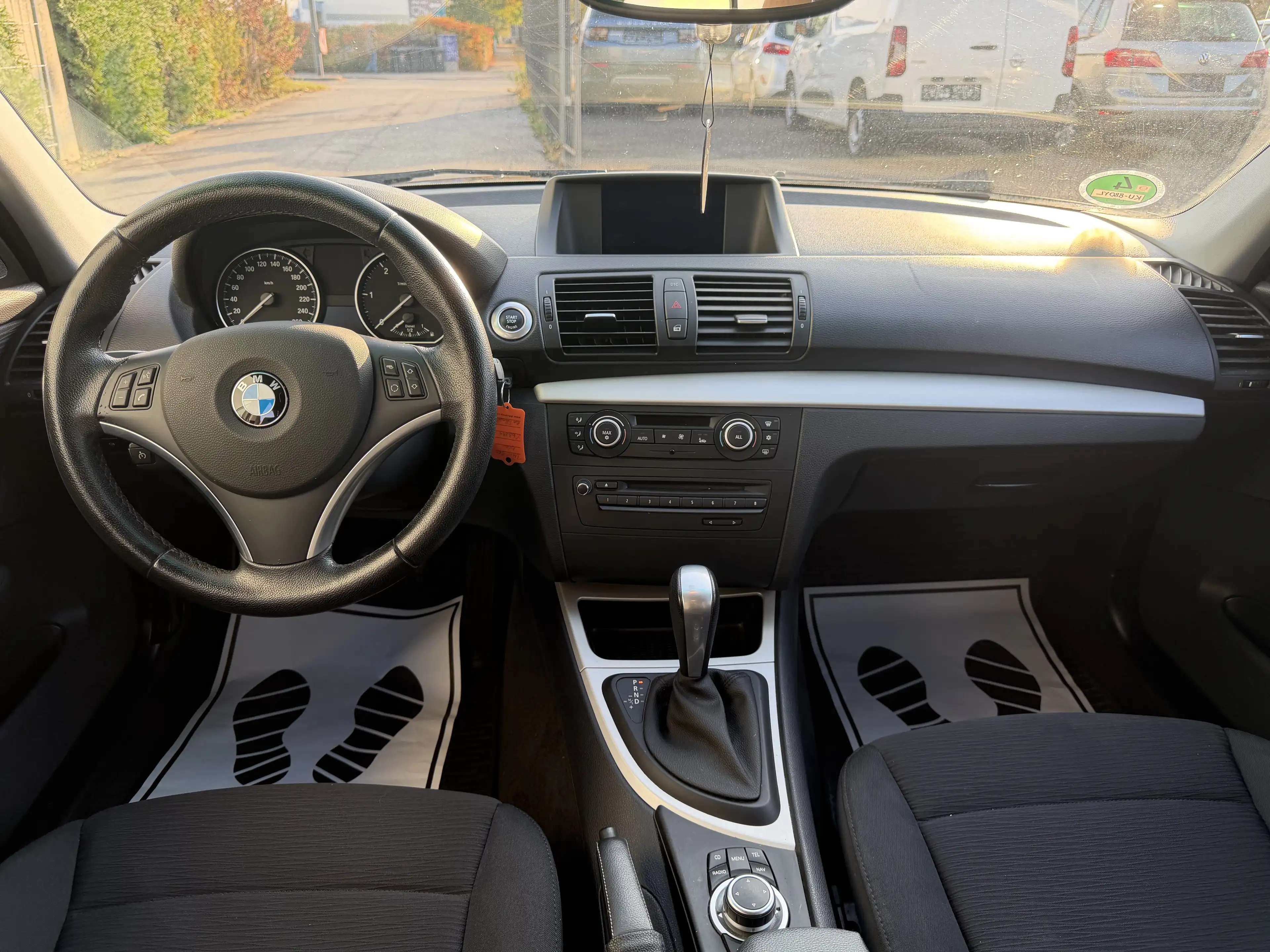 BMW 120 120 d — photo 11