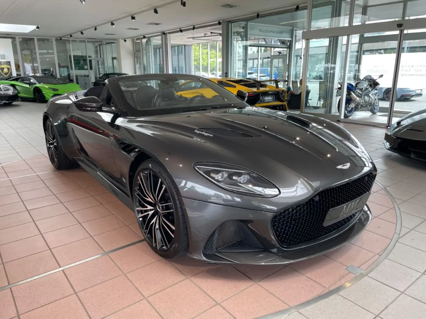 Aston Martin DBS V12 Superleggera Volante Grau - 1