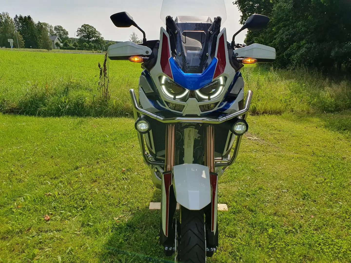 Honda CRF 1100 Africa Twin Rouge - 2