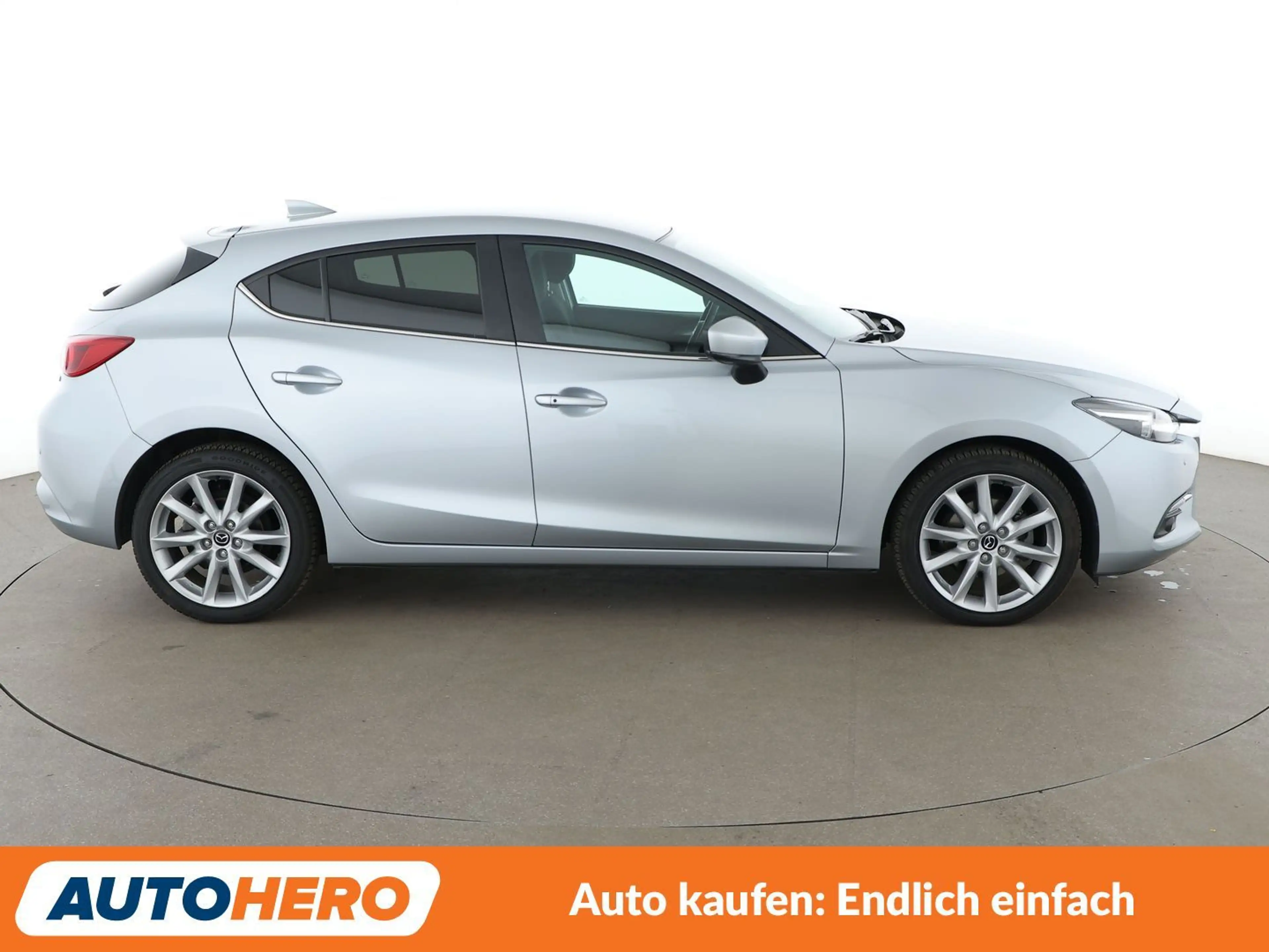 Mazda 3 2.0 Sports-Line Aut.*NAVI*HEAD-UP*LED*TEMPO*CAM* — photo 7