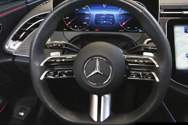 Mercedes-Benz E-Class view 13