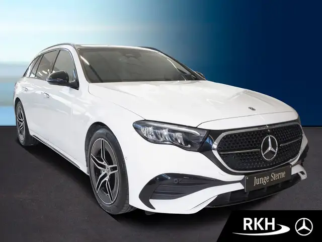 Mercedes-Benz E-Class view 2