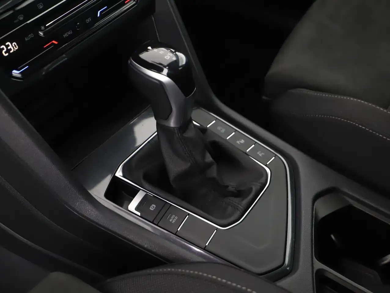 Volkswagen Tiguan Allspace 2.0 TDI Life ASSIST+CARPLAY+LED 14