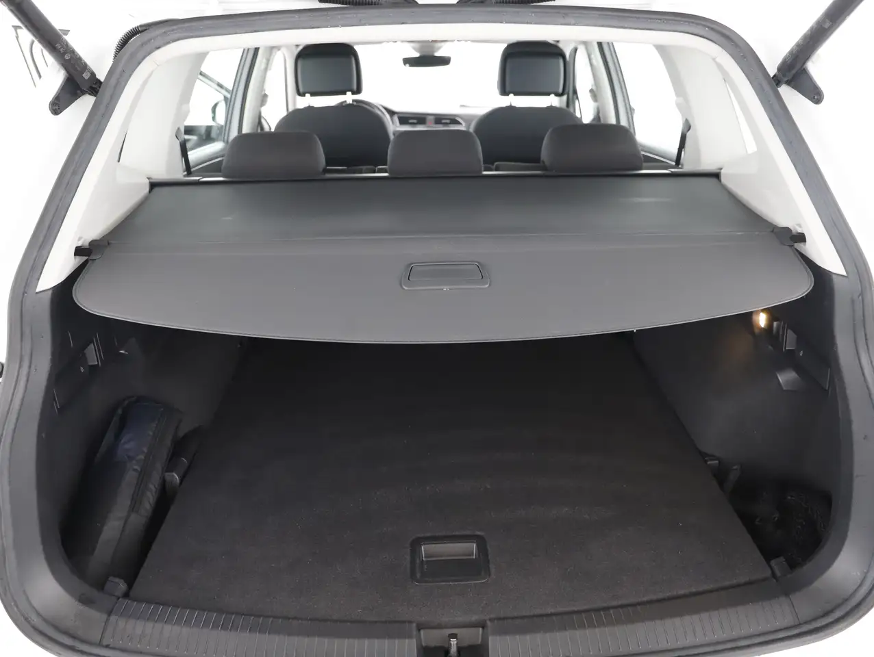 Volkswagen Tiguan Allspace 2.0 TDI Life ASSIST+CARPLAY+LED 16