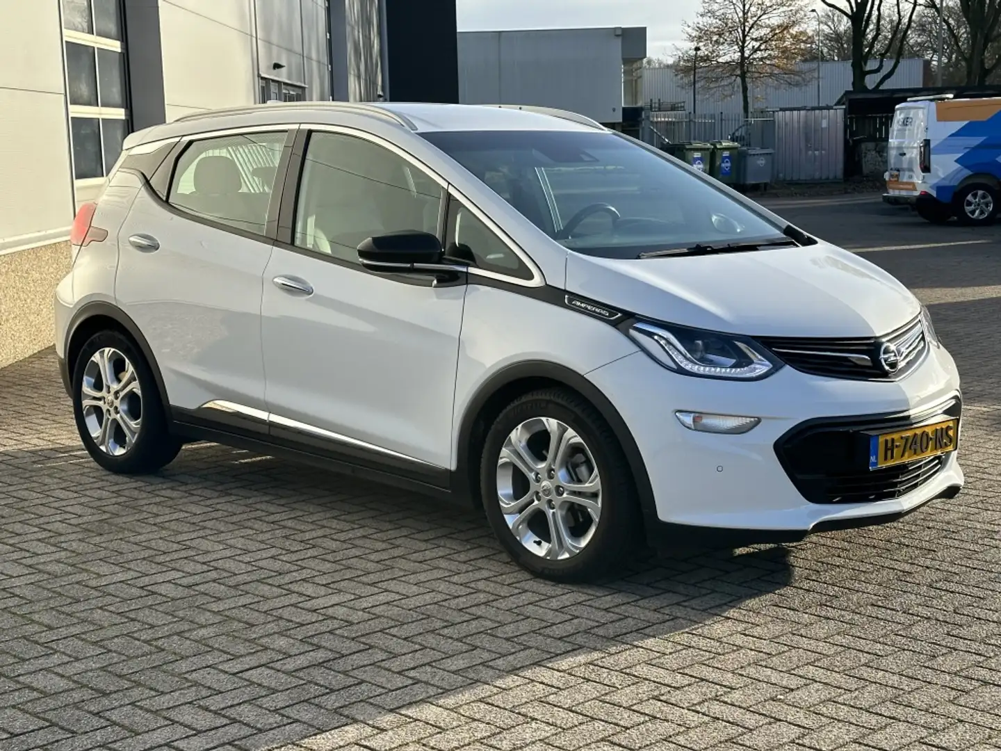 Opel Ampera-E Business 60 kWh Alb - 2