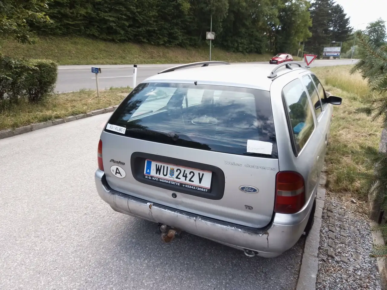 Ford Mondeo Traveller CLX 1,8 TD, foto 5