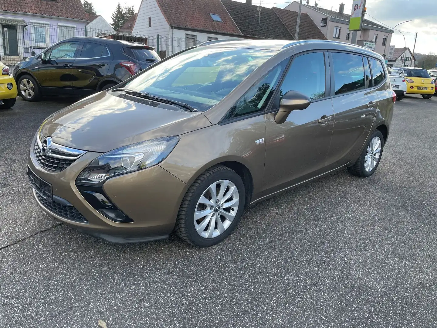 Opel Zafira C Tourer Active - 1