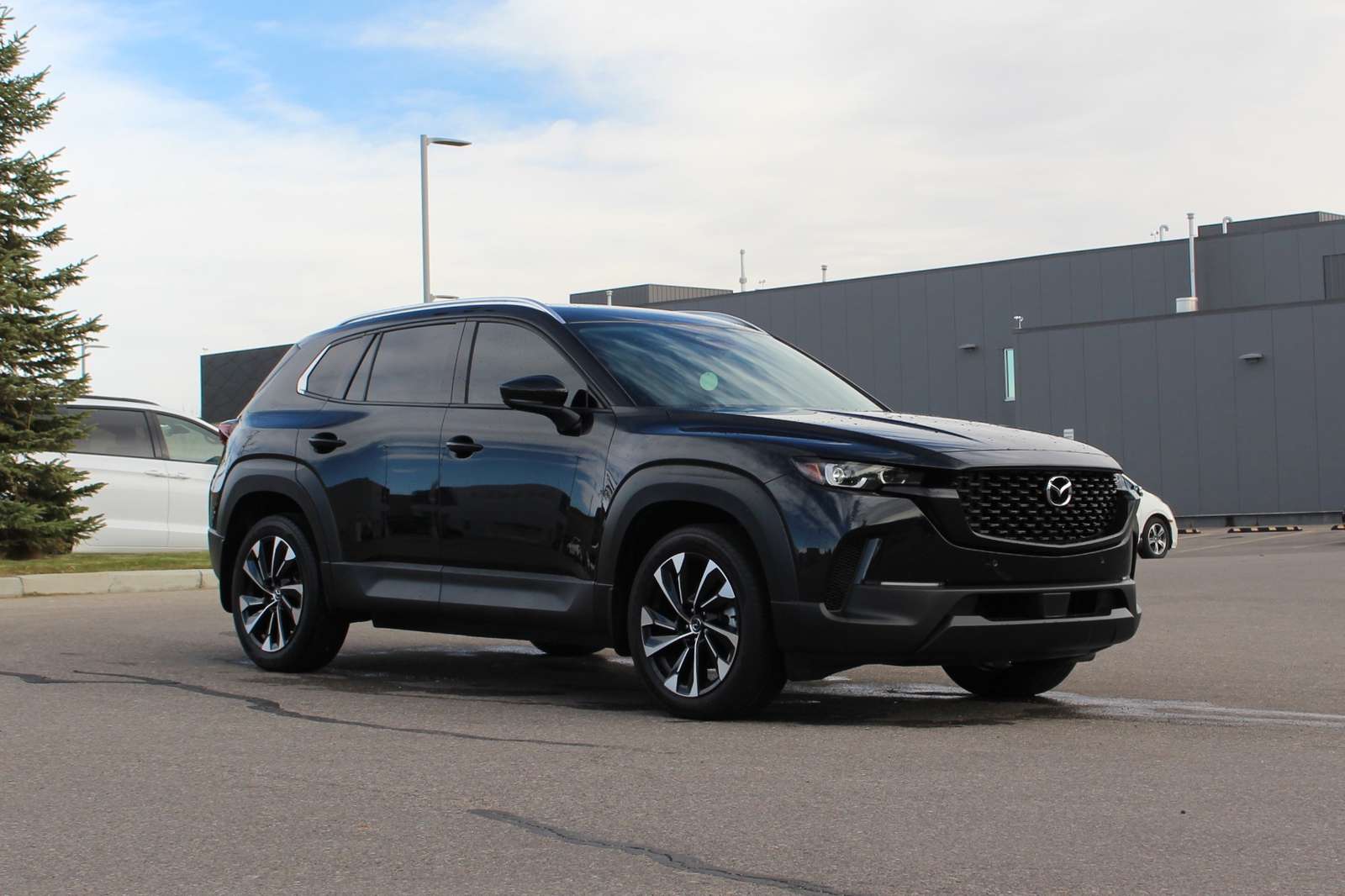 2025 Mazda CX-50 Hybrid