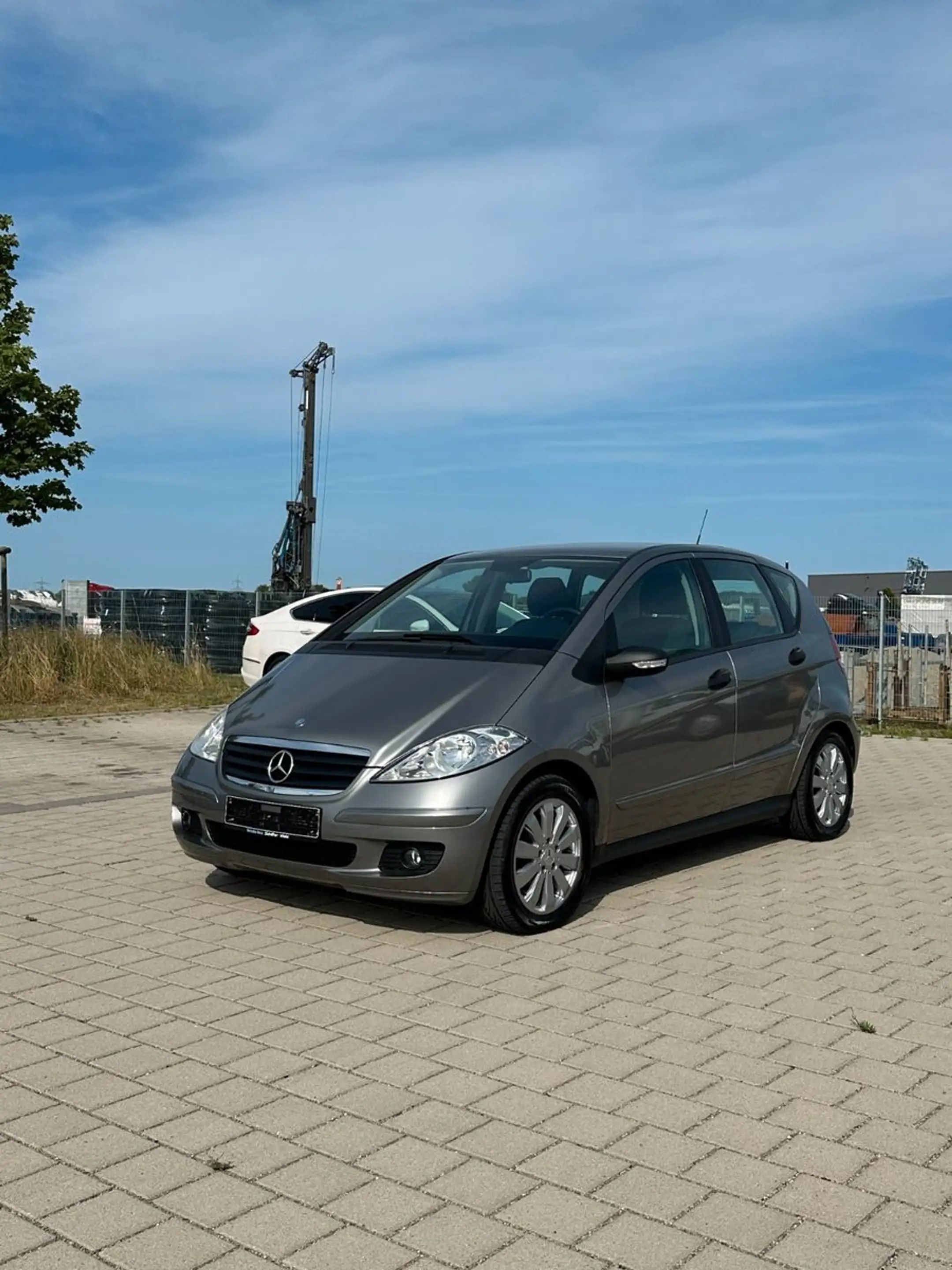 Mercedes-Benz A 200 nur 46 Tkm Tüv/Au neu — photo 7