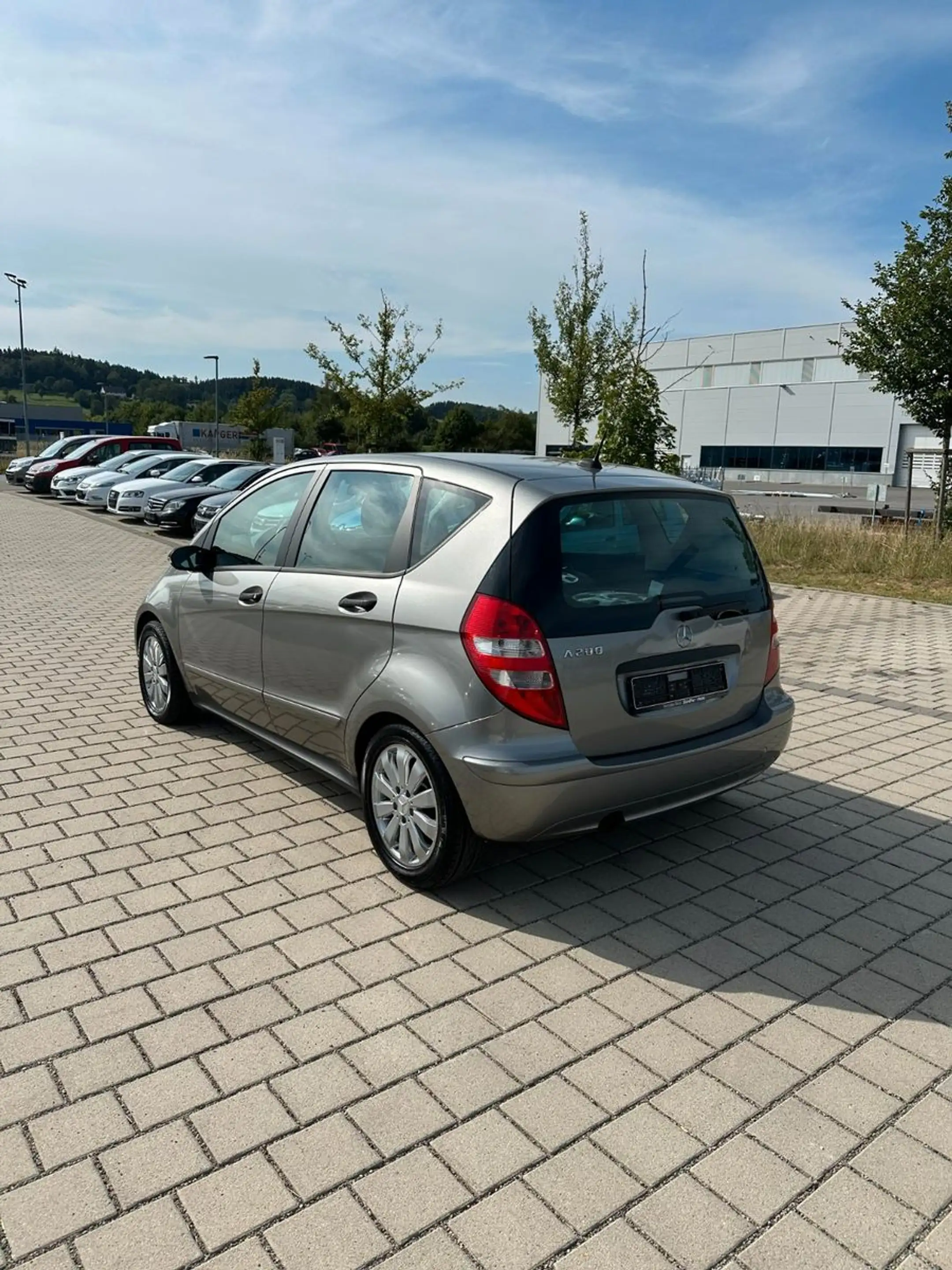 Mercedes-Benz A 200 nur 46 Tkm Tüv/Au neu — photo 5