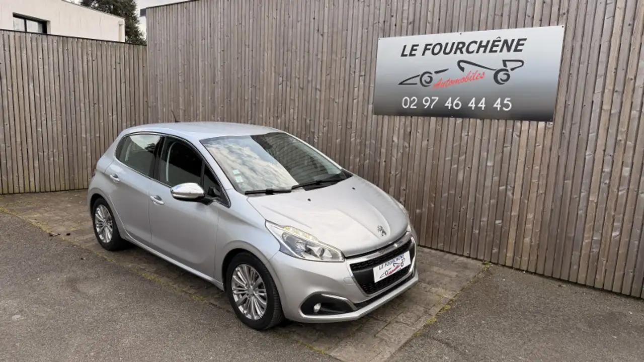 Peugeot 208 1.6 BLUEHDI 100CH ALLURE 5P