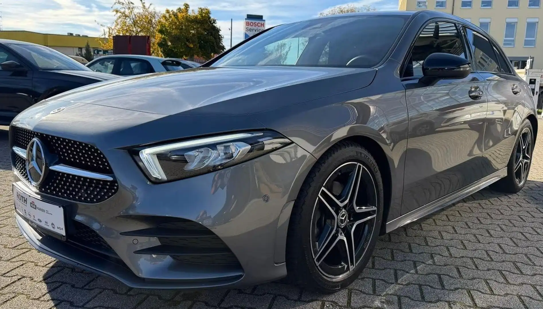 Mercedes-Benz A 200 A 200 AMG auto-LED-KAMERA-APPLECARPLAY Grigio - 1