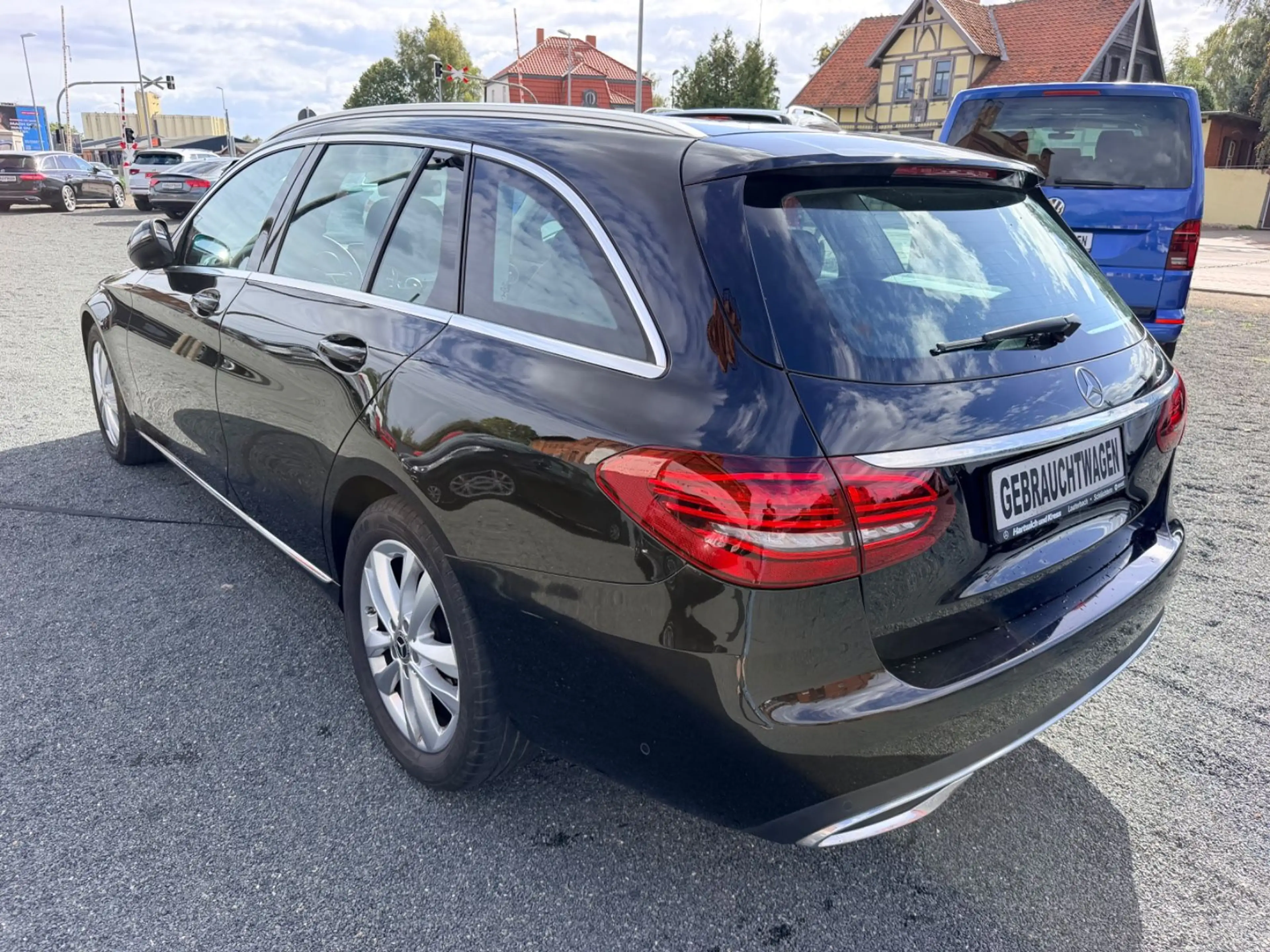Mercedes-Benz C 180 T-Modell Avantgarde / LED / Kamera / PDC — photo 3