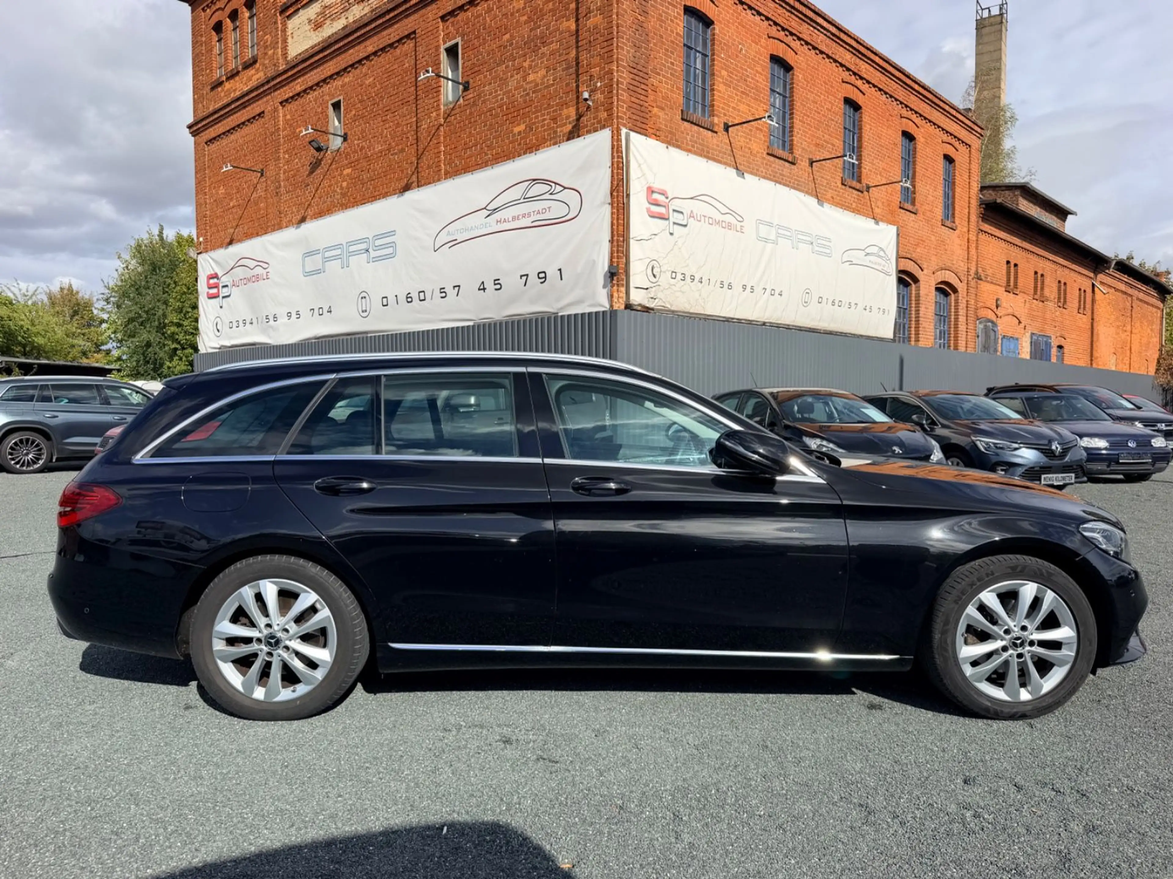 Mercedes-Benz C 180 T-Modell Avantgarde / LED / Kamera / PDC — photo 5