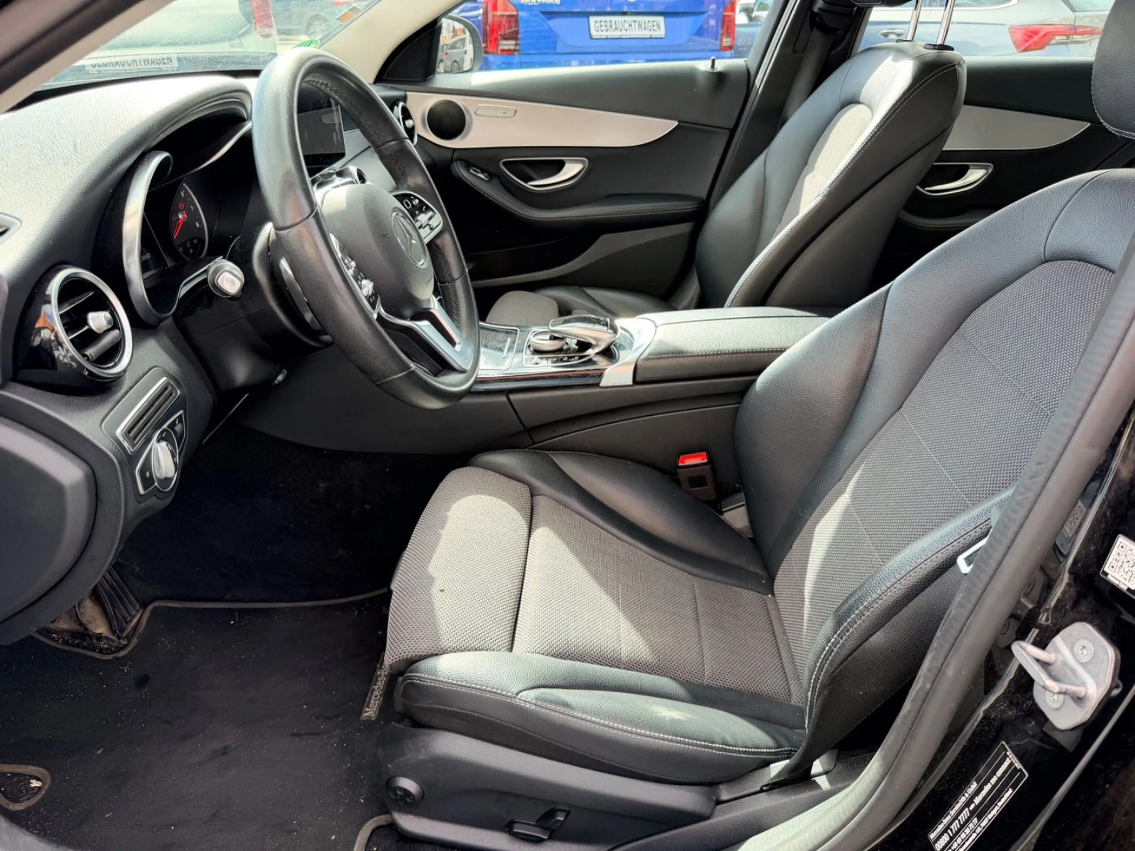Mercedes-Benz C 180 T-Modell Avantgarde / LED / Kamera / PDC — photo 12