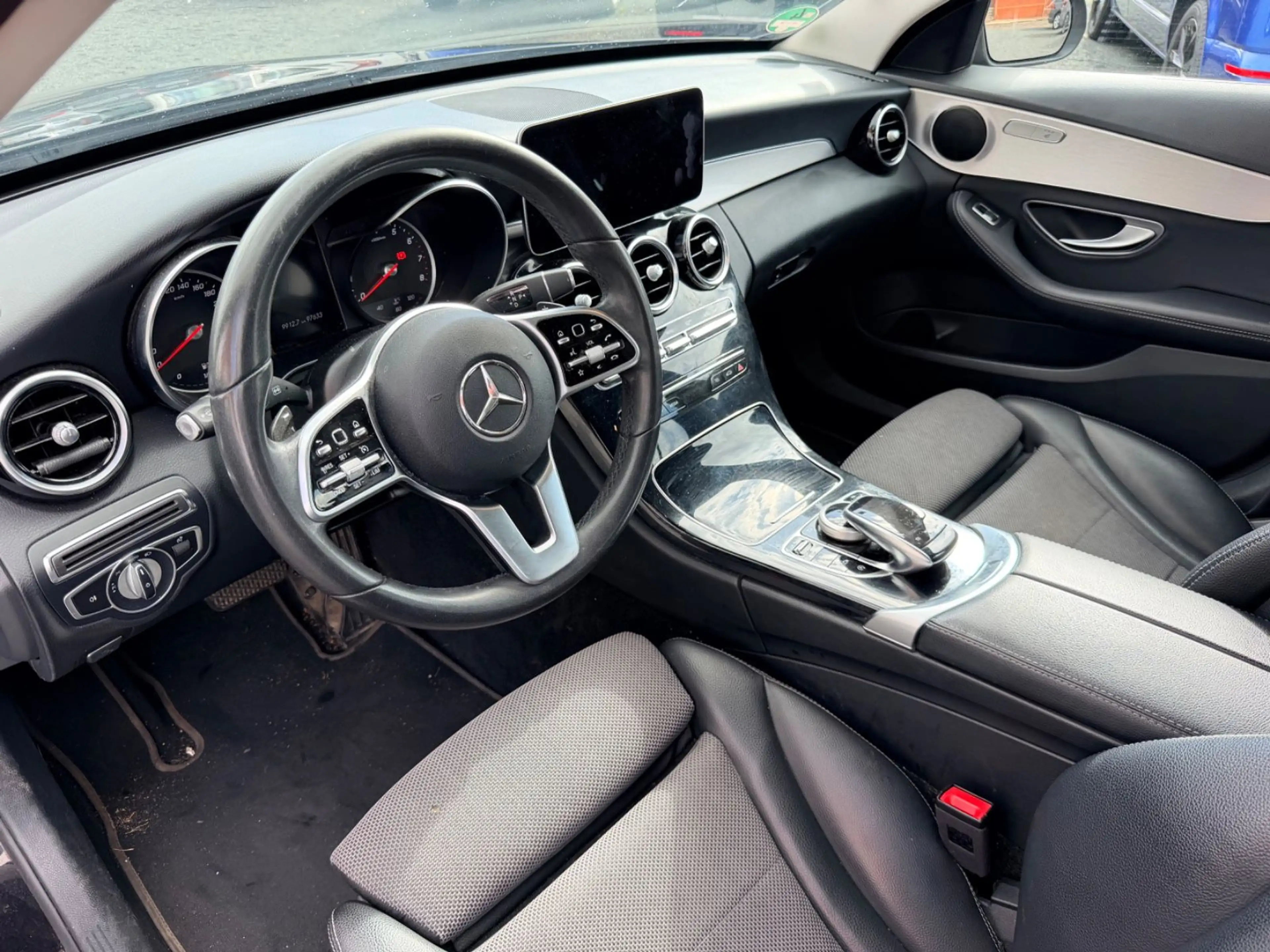 Mercedes-Benz C 180 T-Modell Avantgarde / LED / Kamera / PDC — photo 11