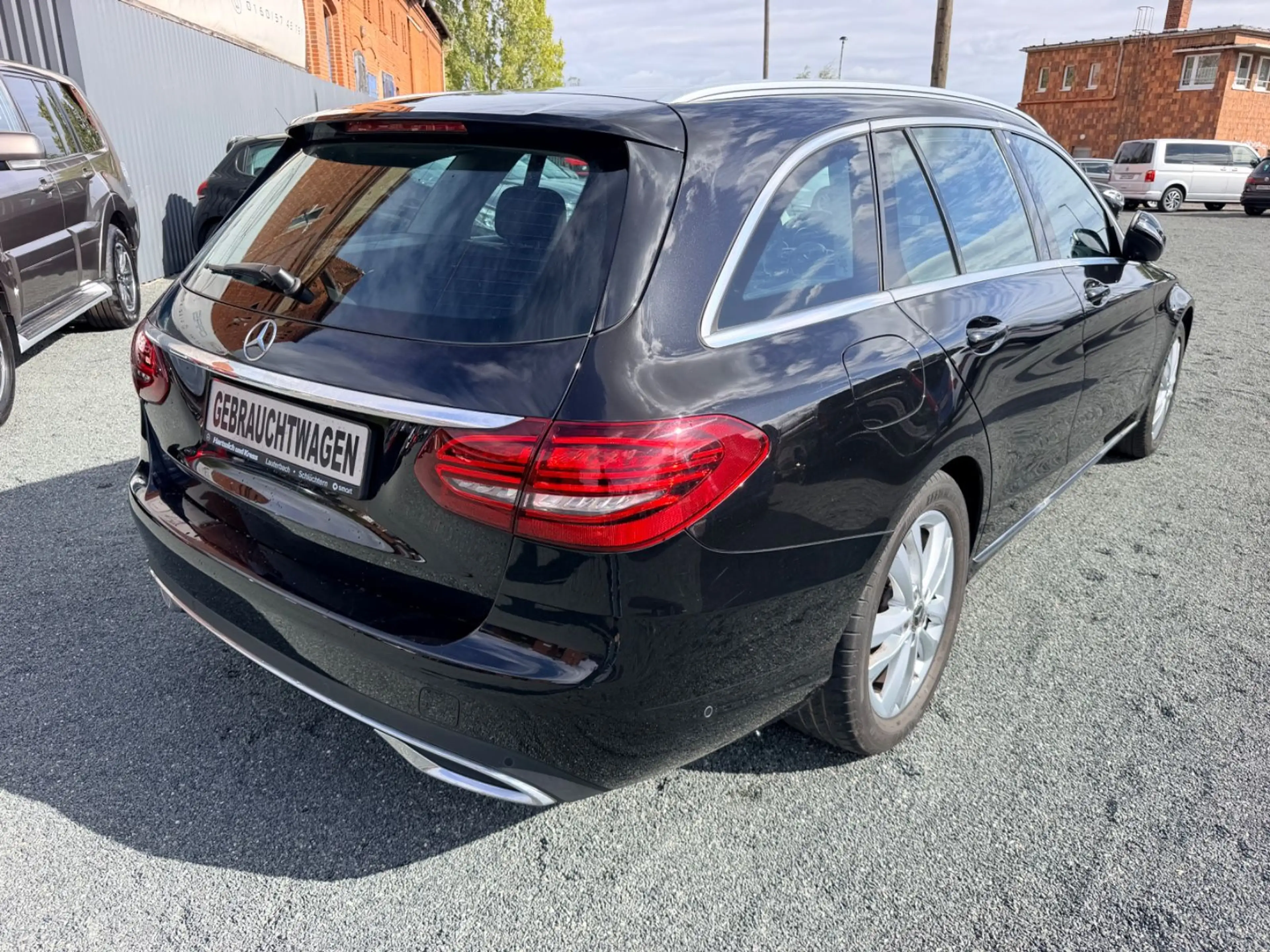 Mercedes-Benz C 180 T-Modell Avantgarde / LED / Kamera / PDC — photo 4