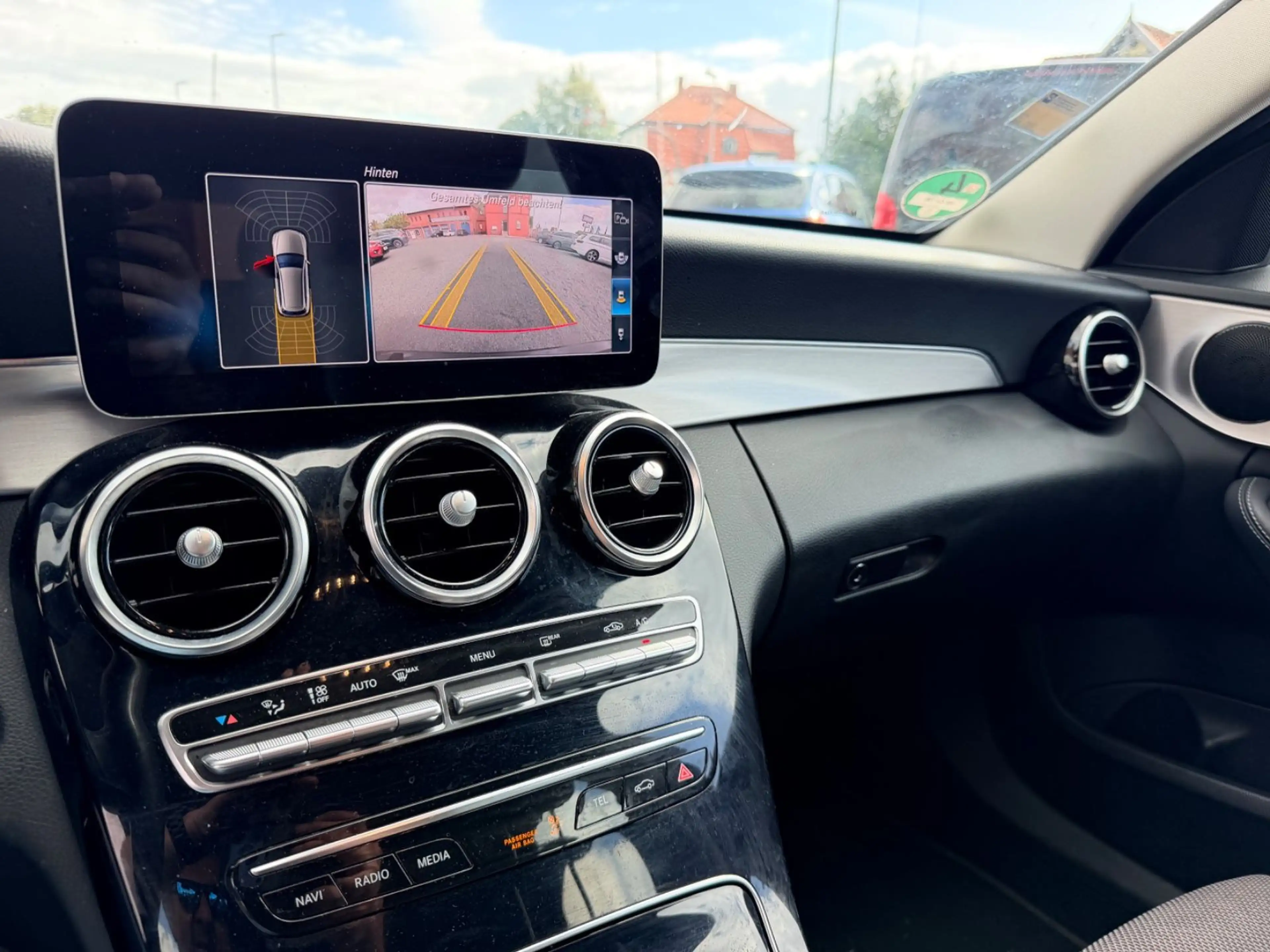 Mercedes-Benz C 180 T-Modell Avantgarde / LED / Kamera / PDC — photo 15