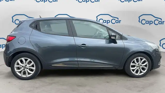 Renault Clio view 4