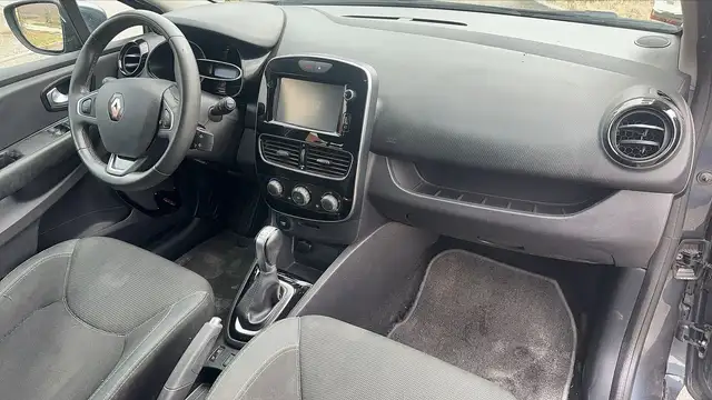 Renault Clio view 10