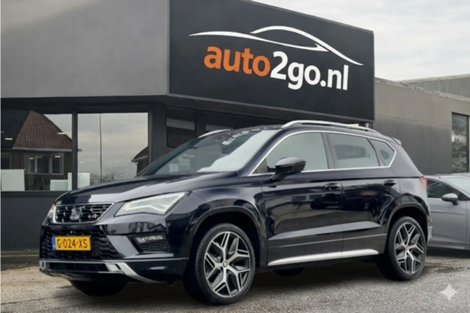 SEAT Ateca 1.5 TSI AUT7 FR INTENSE 150PK PANODAK LEDER NAVI C Schwarz - 1