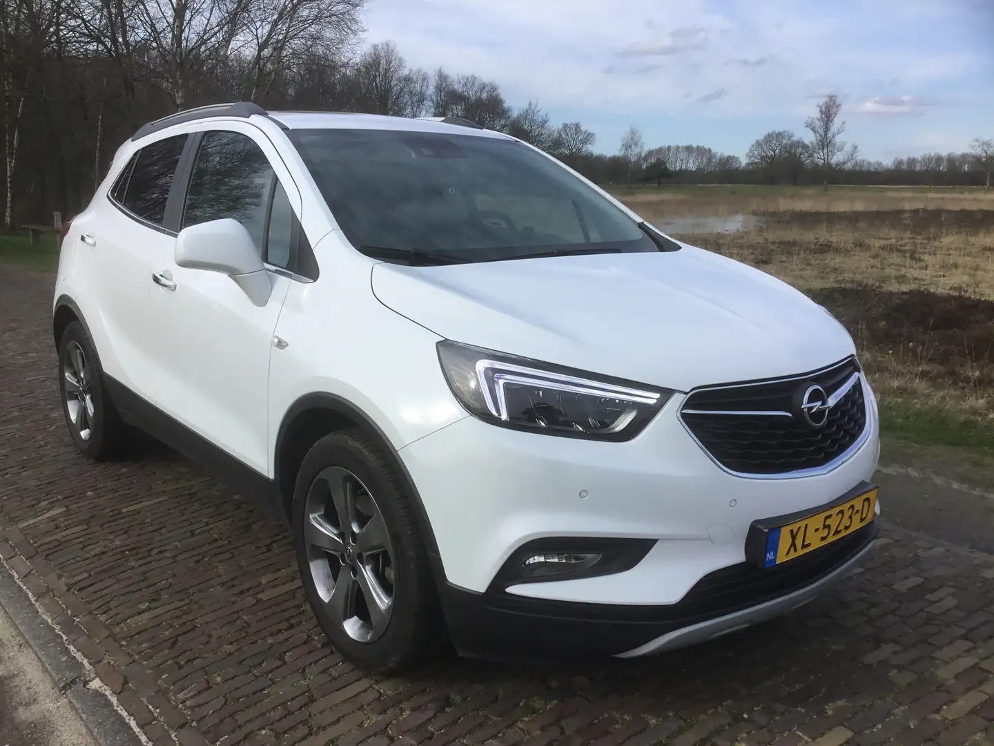 Opel Mokka X 1.6 CDTI Innovation / Exellence Bílá - 1