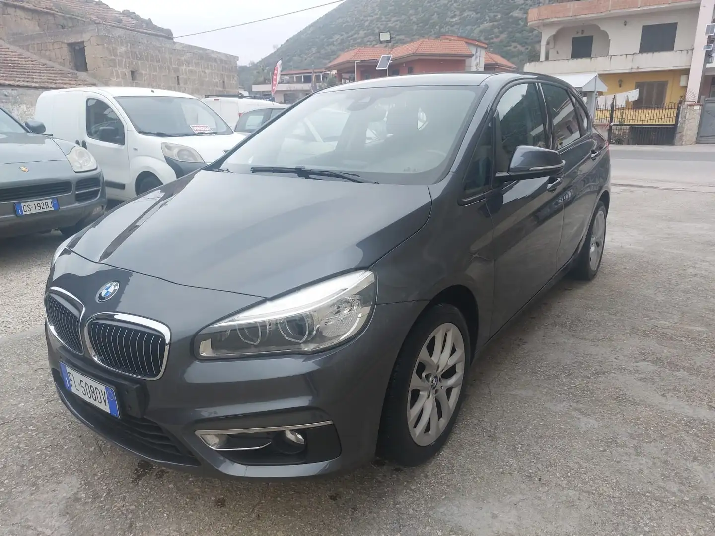 BMW 216 216d Active Tourer Advantage my17 Grigio - 1