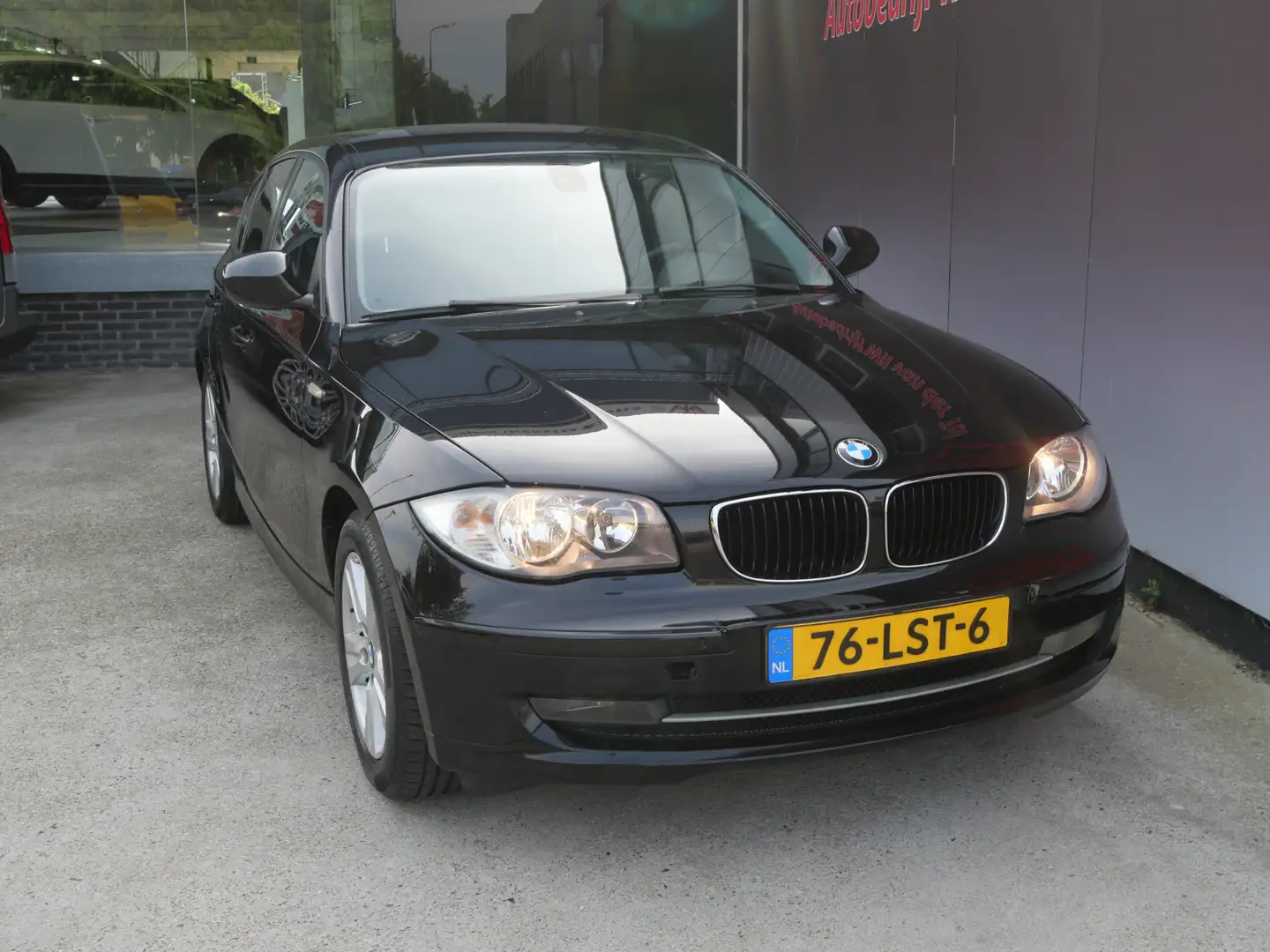 BMW 116 1-serie 116i BUSINESS LINE | 5-DRS | CLIMA | CRUIS Zwart - 2