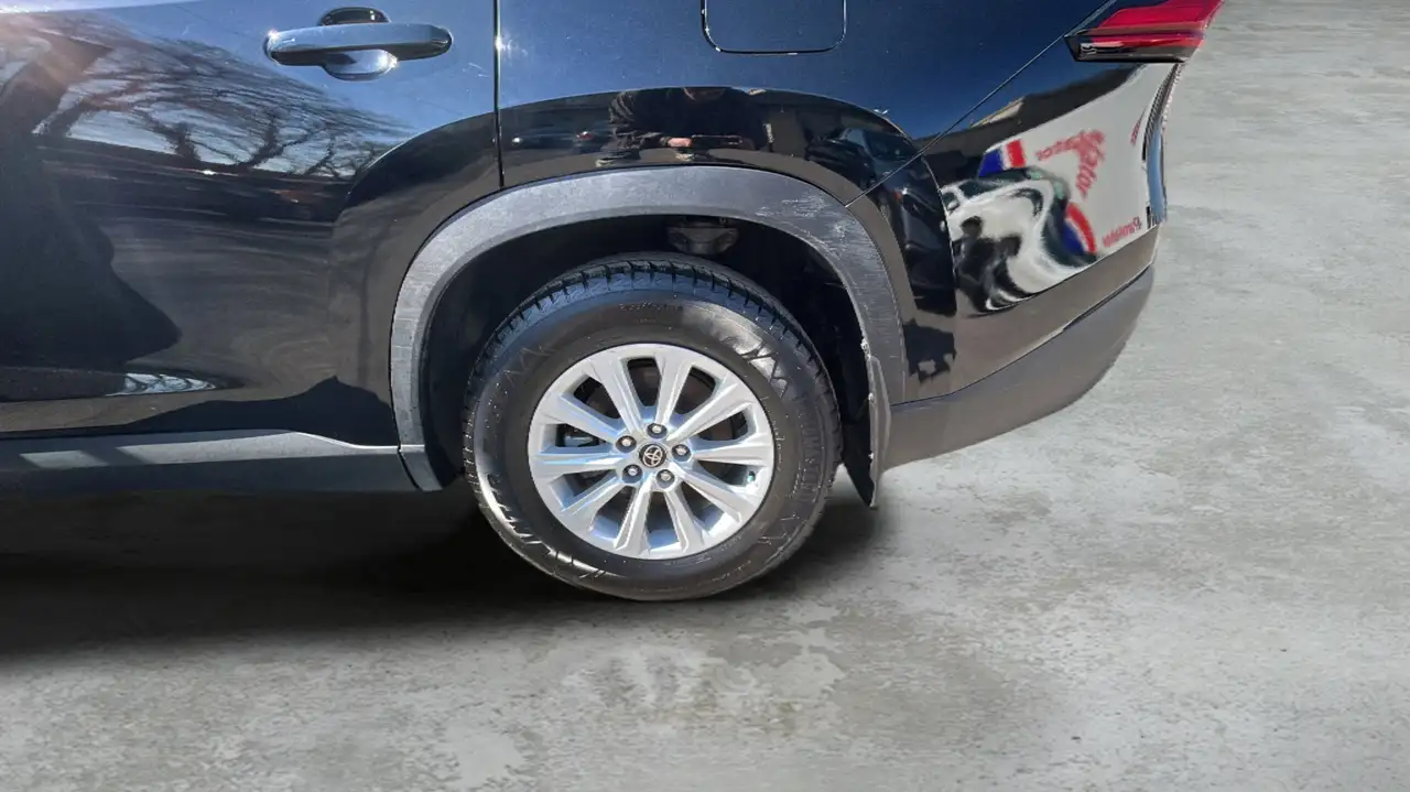 Toyota Grand Highlander снимка Toyota Grand Highlander