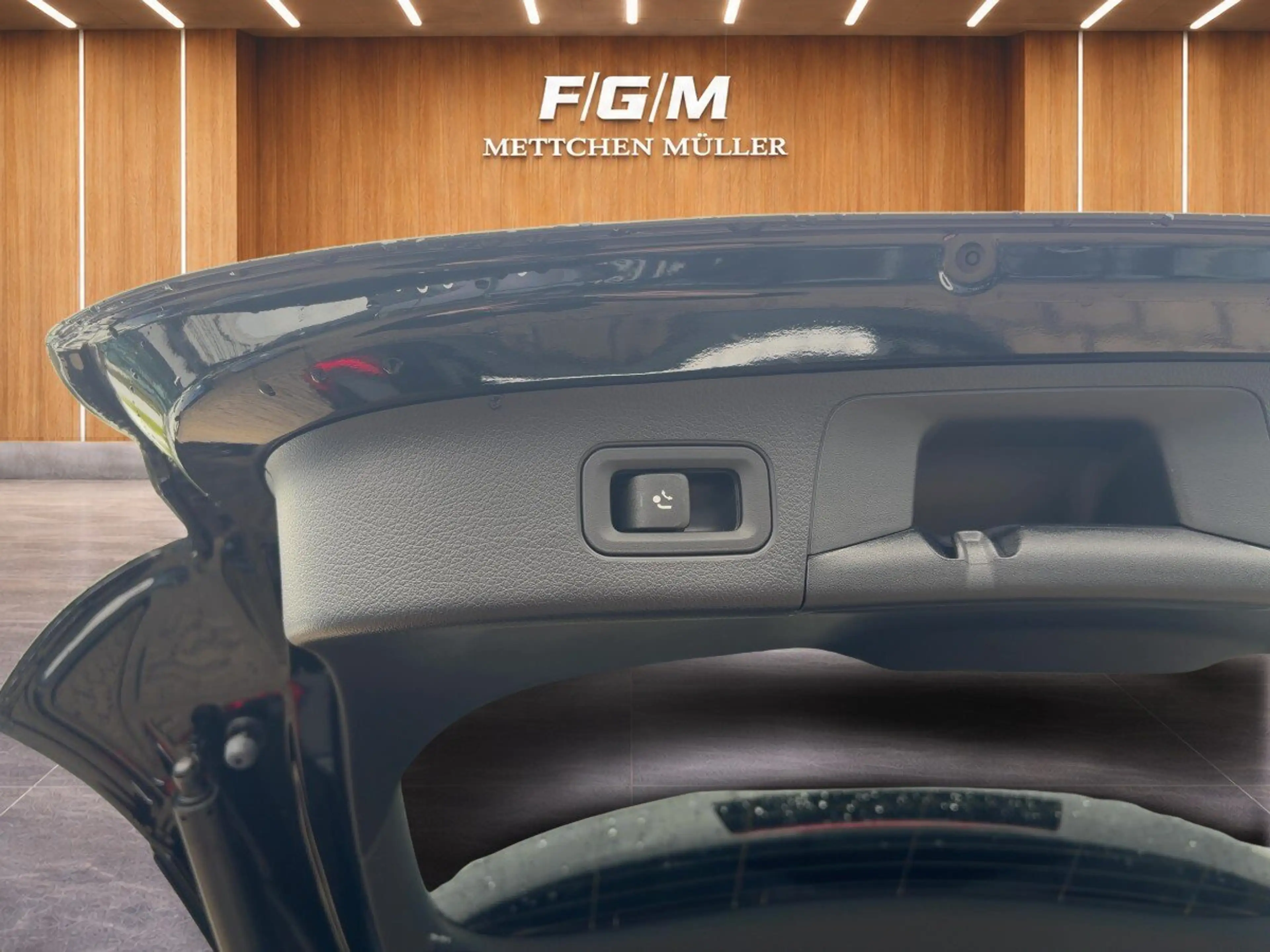 Mercedes-Benz EQA 350 EQA 350 4M AMG+360+LED+NIGHT+AHK+TOTW+EL.HECKKLA — photo 11