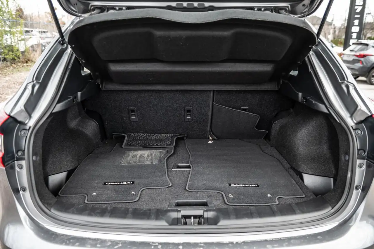 Nissan Qashqai снимка Nissan Qashqai