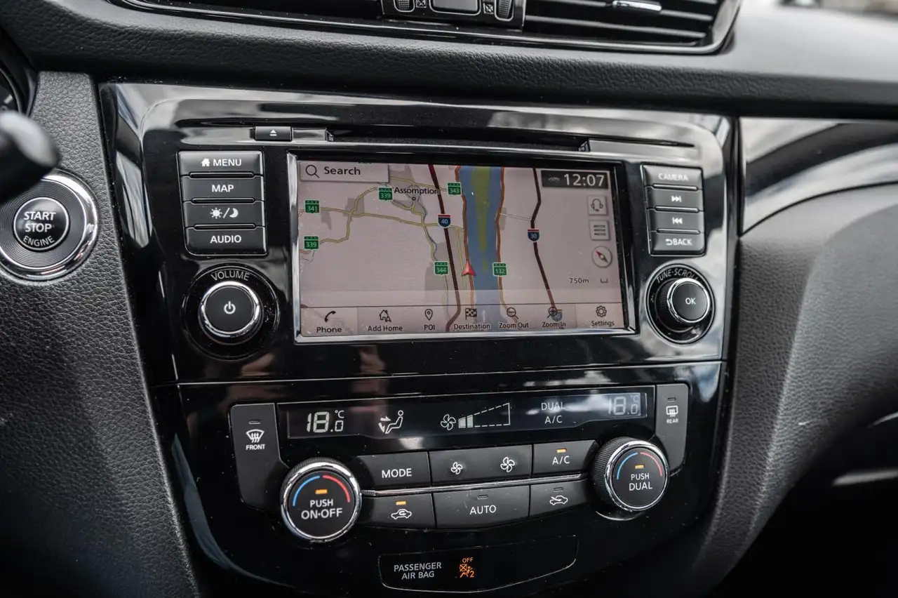 Nissan Qashqai снимка Nissan Qashqai
