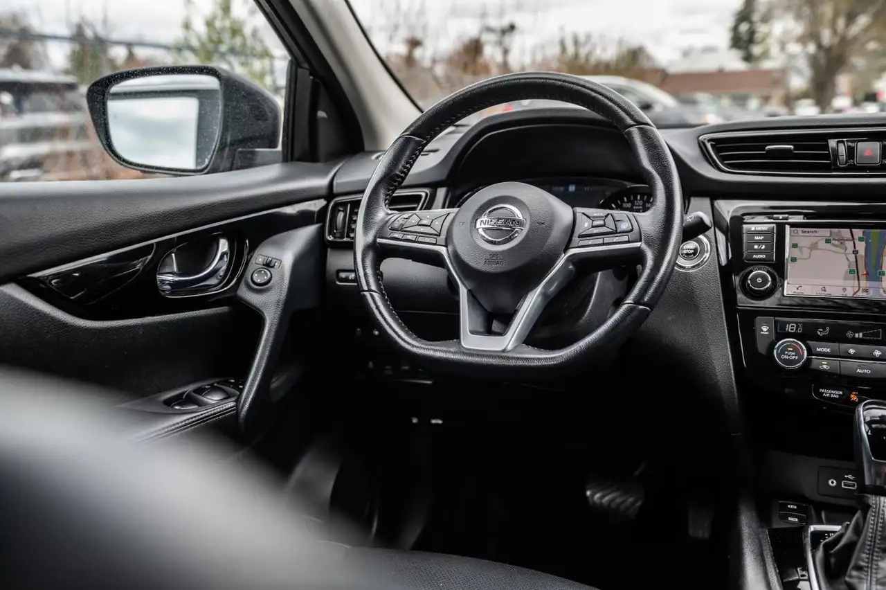 Nissan Qashqai снимка Nissan Qashqai