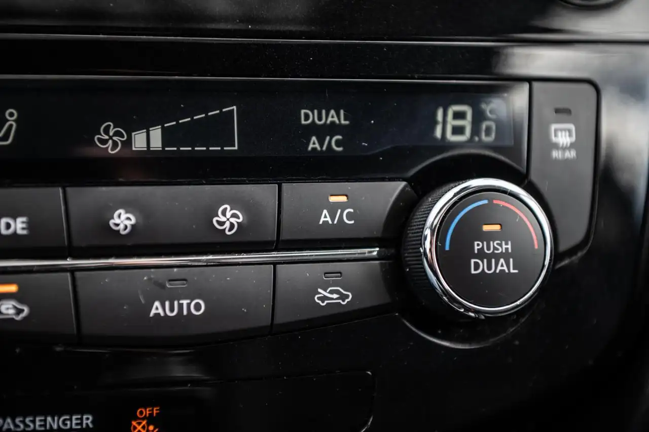Nissan Qashqai снимка Nissan Qashqai