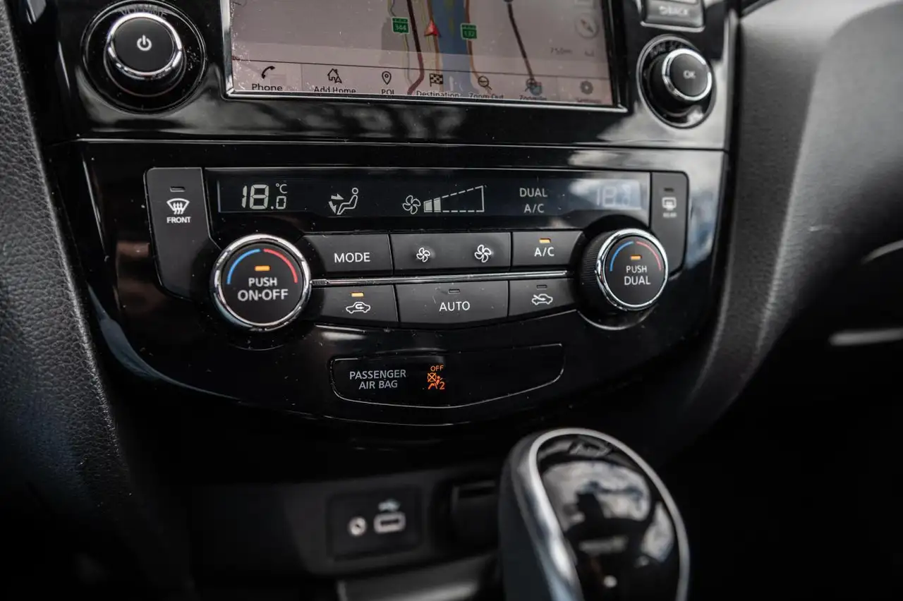 Nissan Qashqai снимка Nissan Qashqai