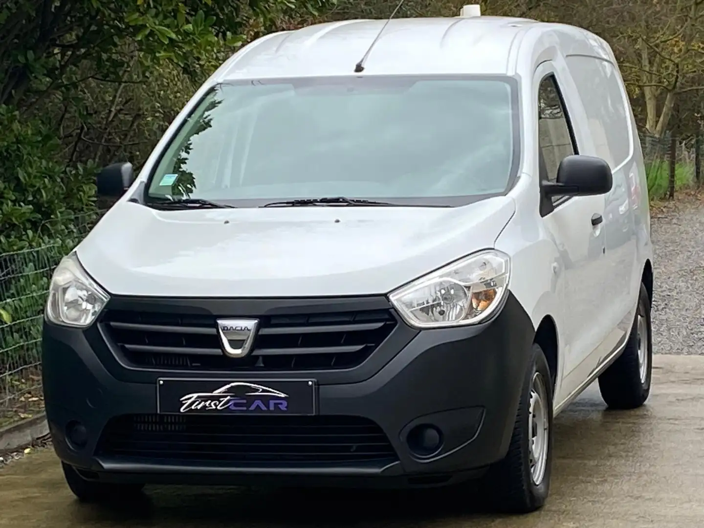 Dacia Dokker 1.5 dCi / ATT REMORQUE / FAIBLE KM / GARANTIE!!! Weiß - 1