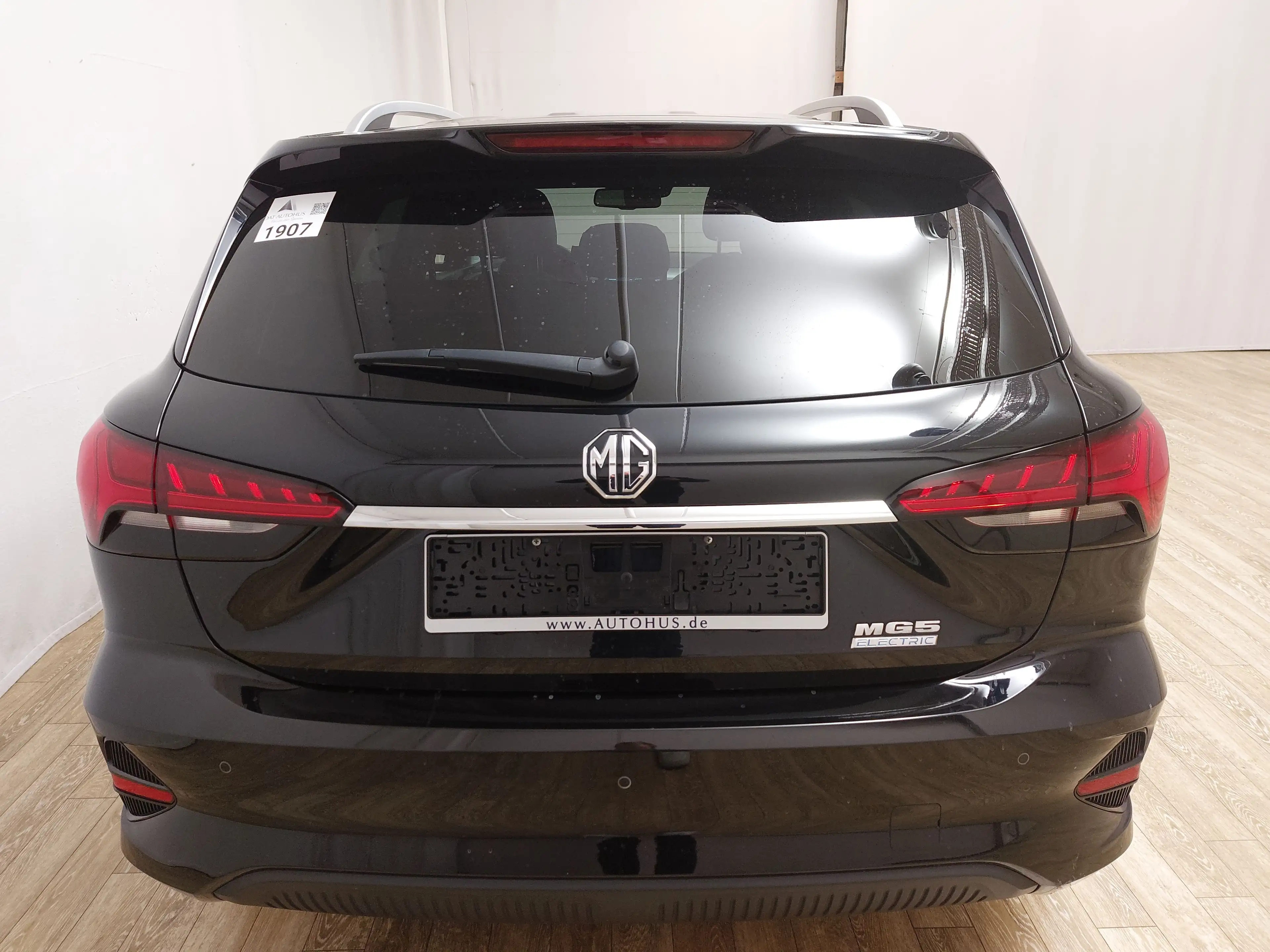 MG MG5 Electric Luxury NAVI LED LEDER SHZ PDC AHK — photo 14