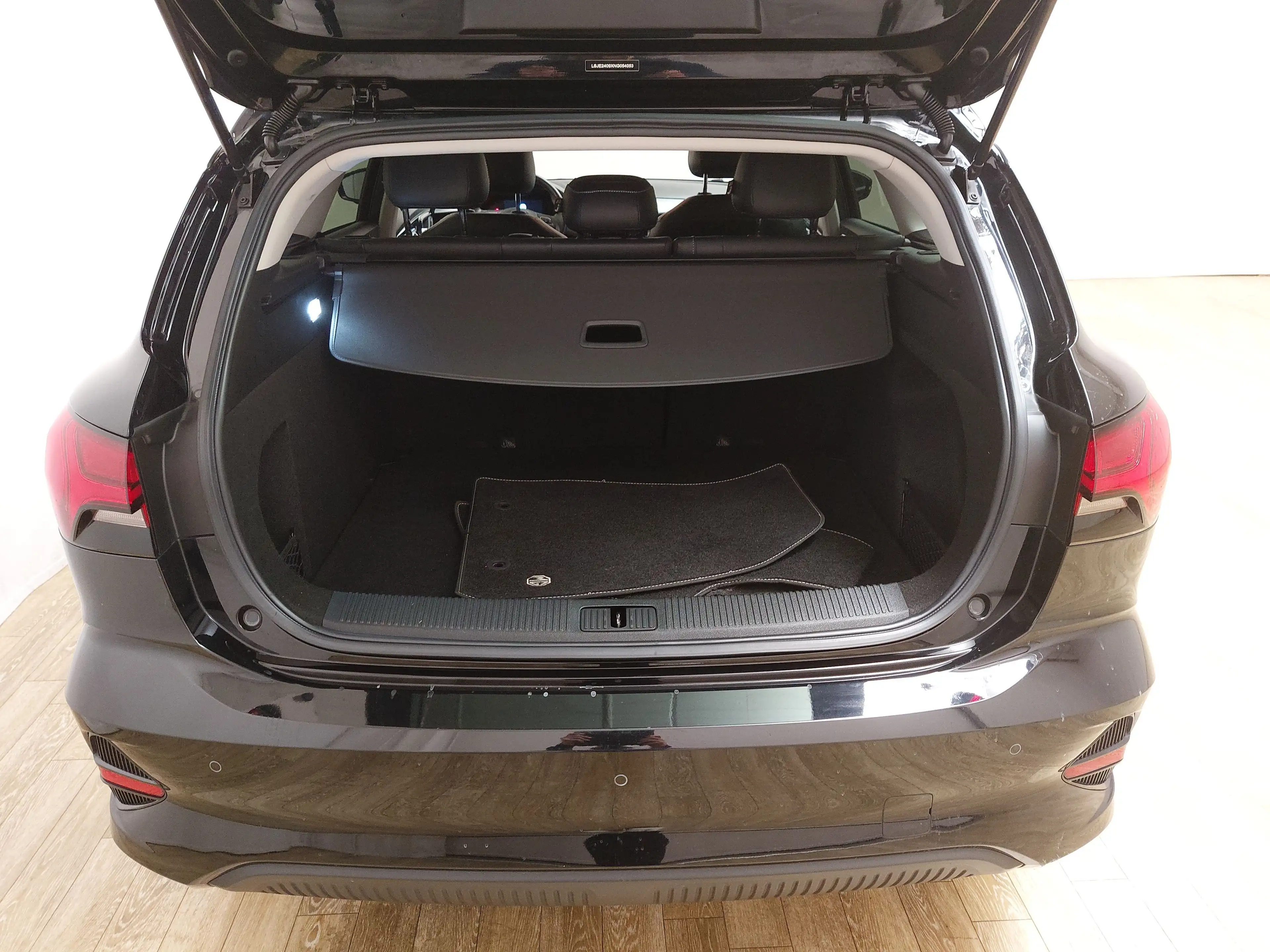MG MG5 Electric Luxury NAVI LED LEDER SHZ PDC AHK — photo 15