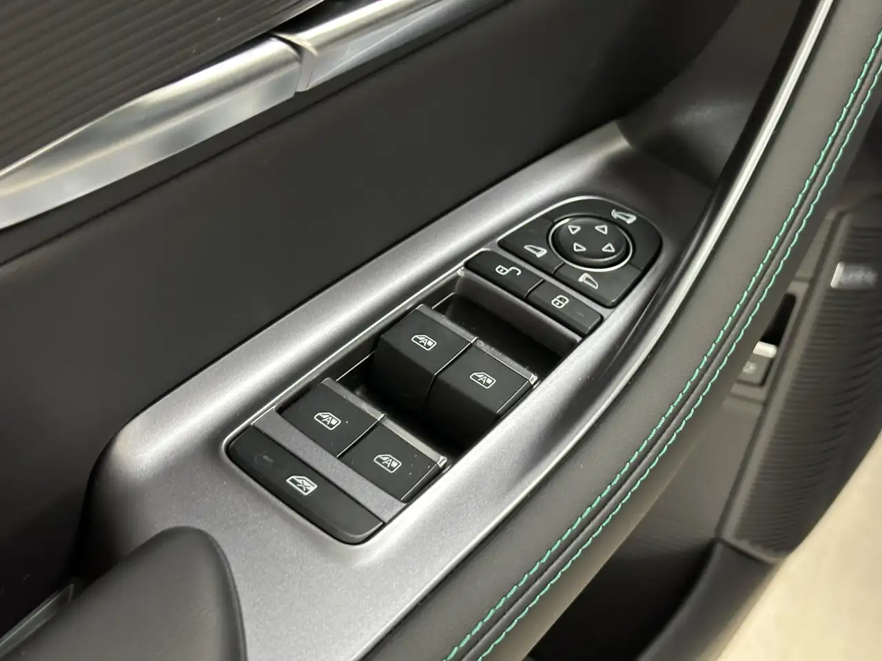 BYD Seal U 2026 — фото 24