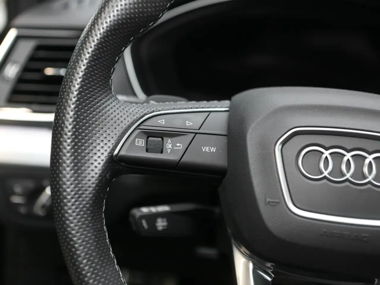 Audi Q5 снимка Audi Q5