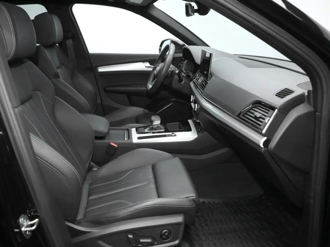 Audi Q5 снимка Audi Q5