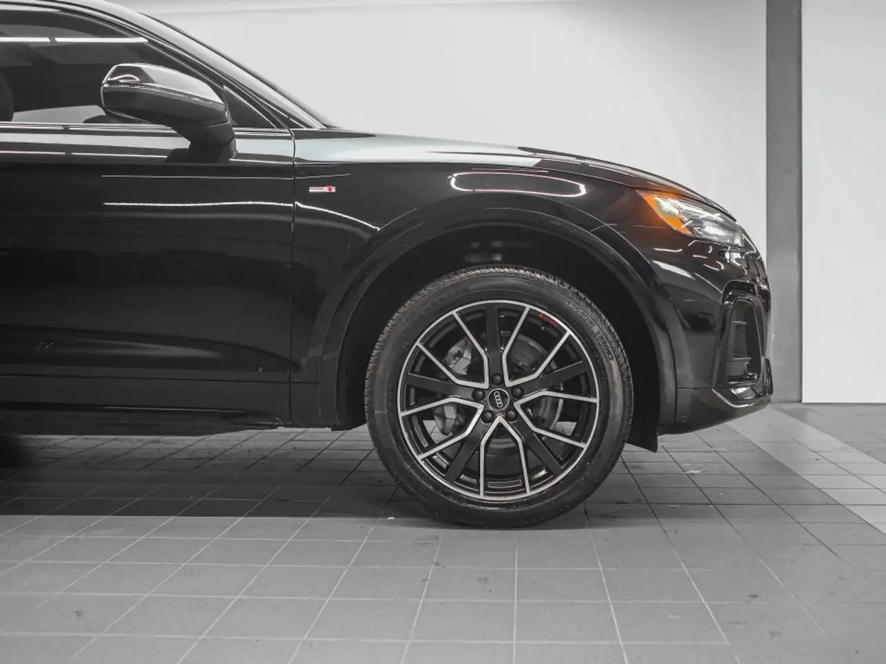 Audi Q5 снимка Audi Q5