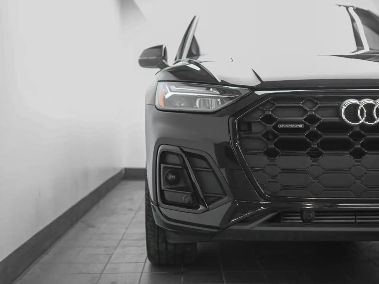 Audi Q5 снимка Audi Q5